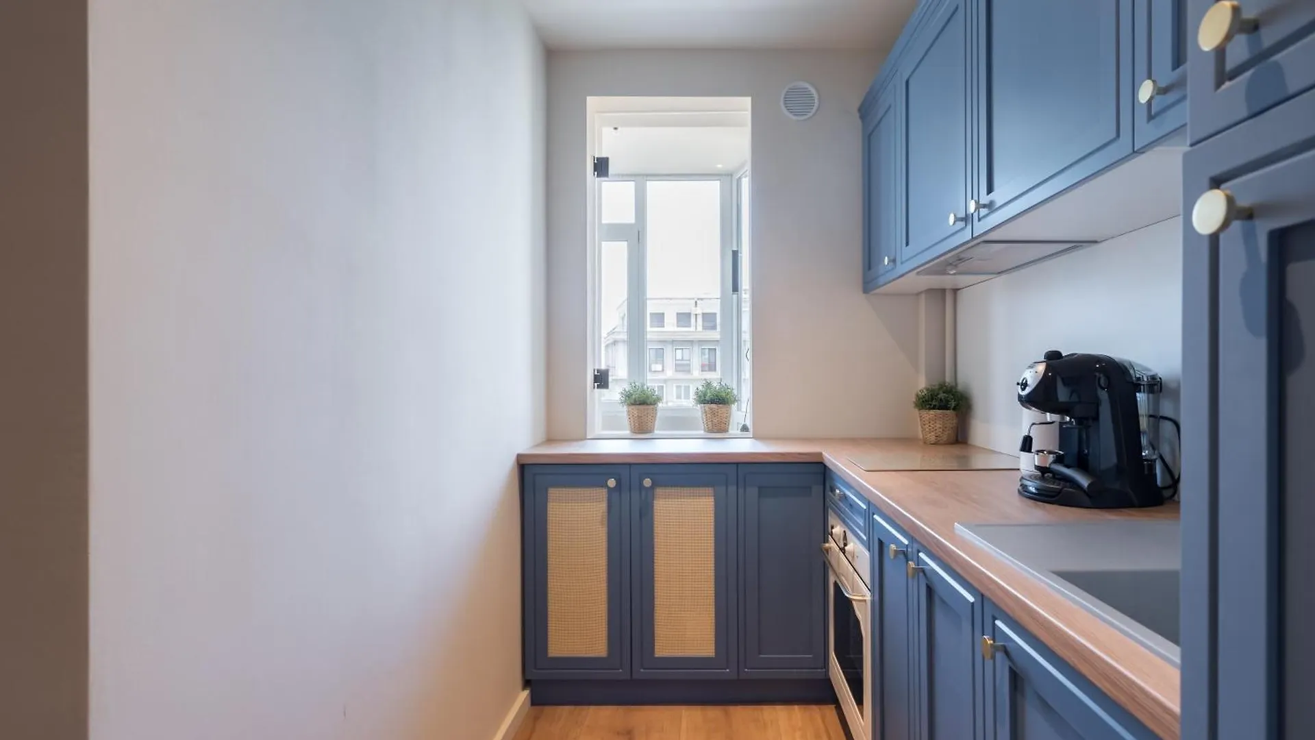 Azul Old Town Apartment Bucharest