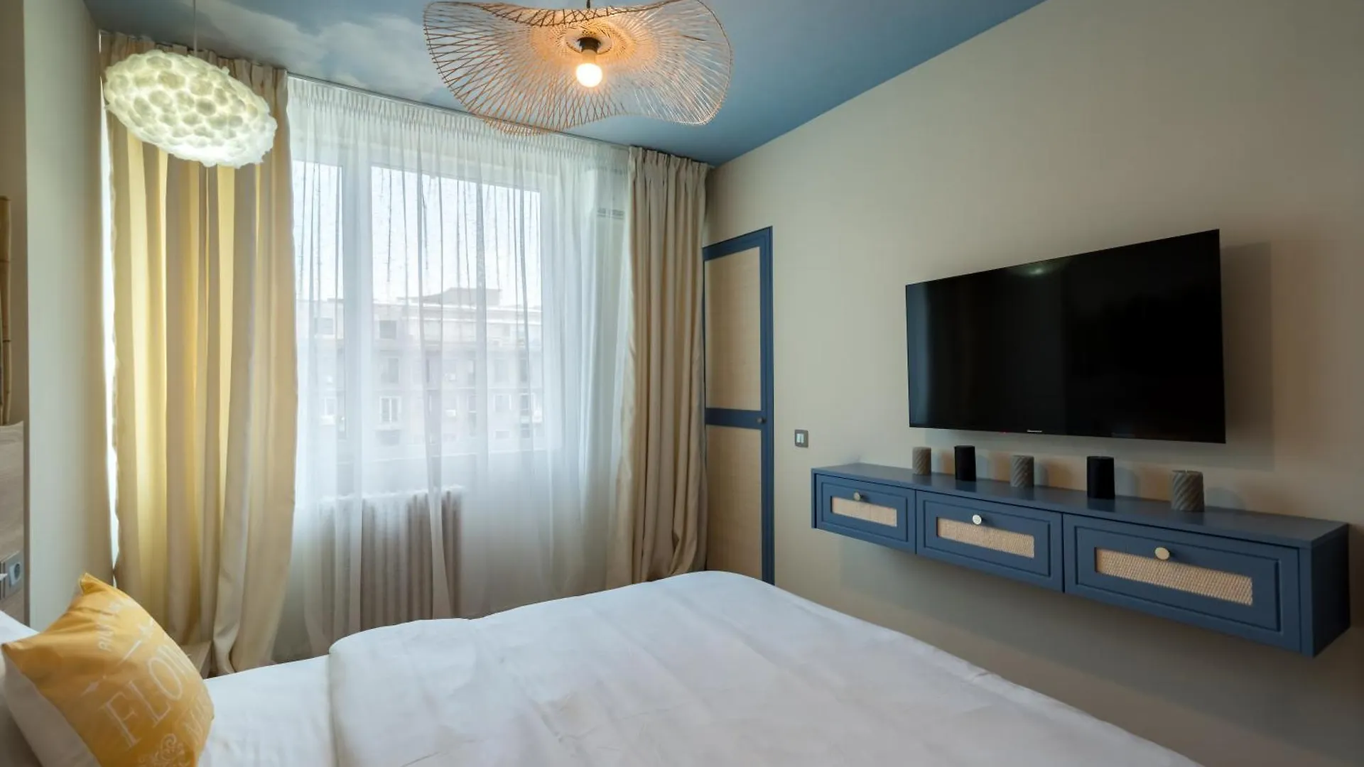 Azul Old Town Apartment Bucharest