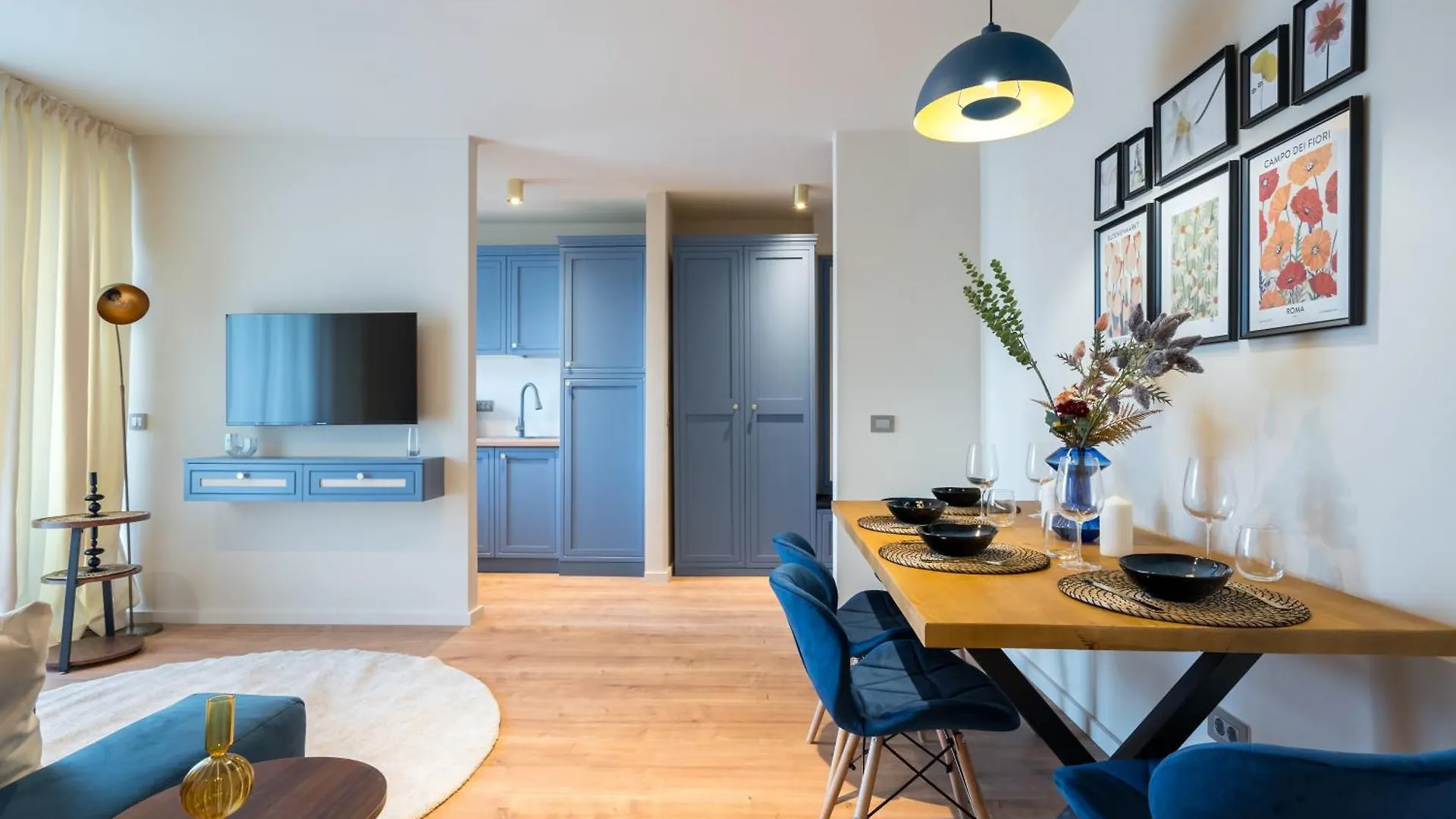 Azul Old Town Apartment Bucharest